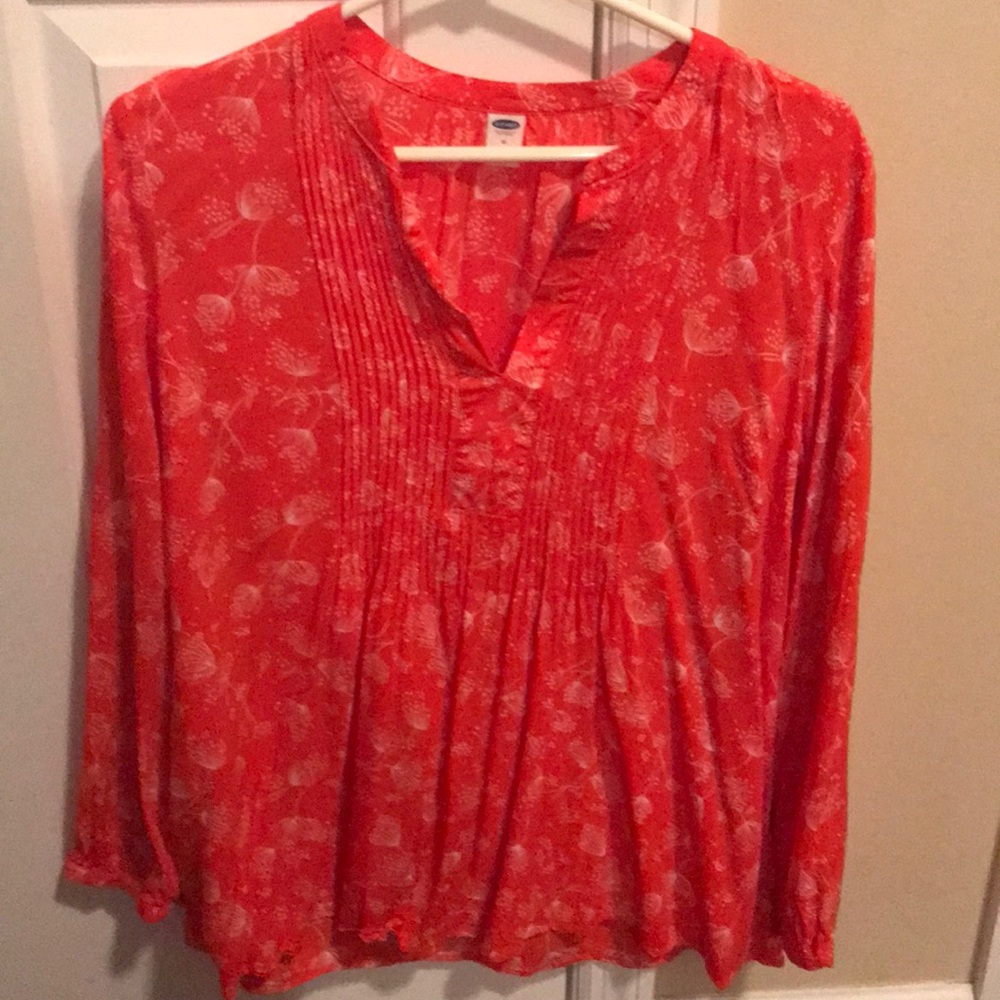 Nice light dress shirt, worn two times.